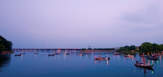 BUGGS ISLAND LAKE (LAKE KERR)