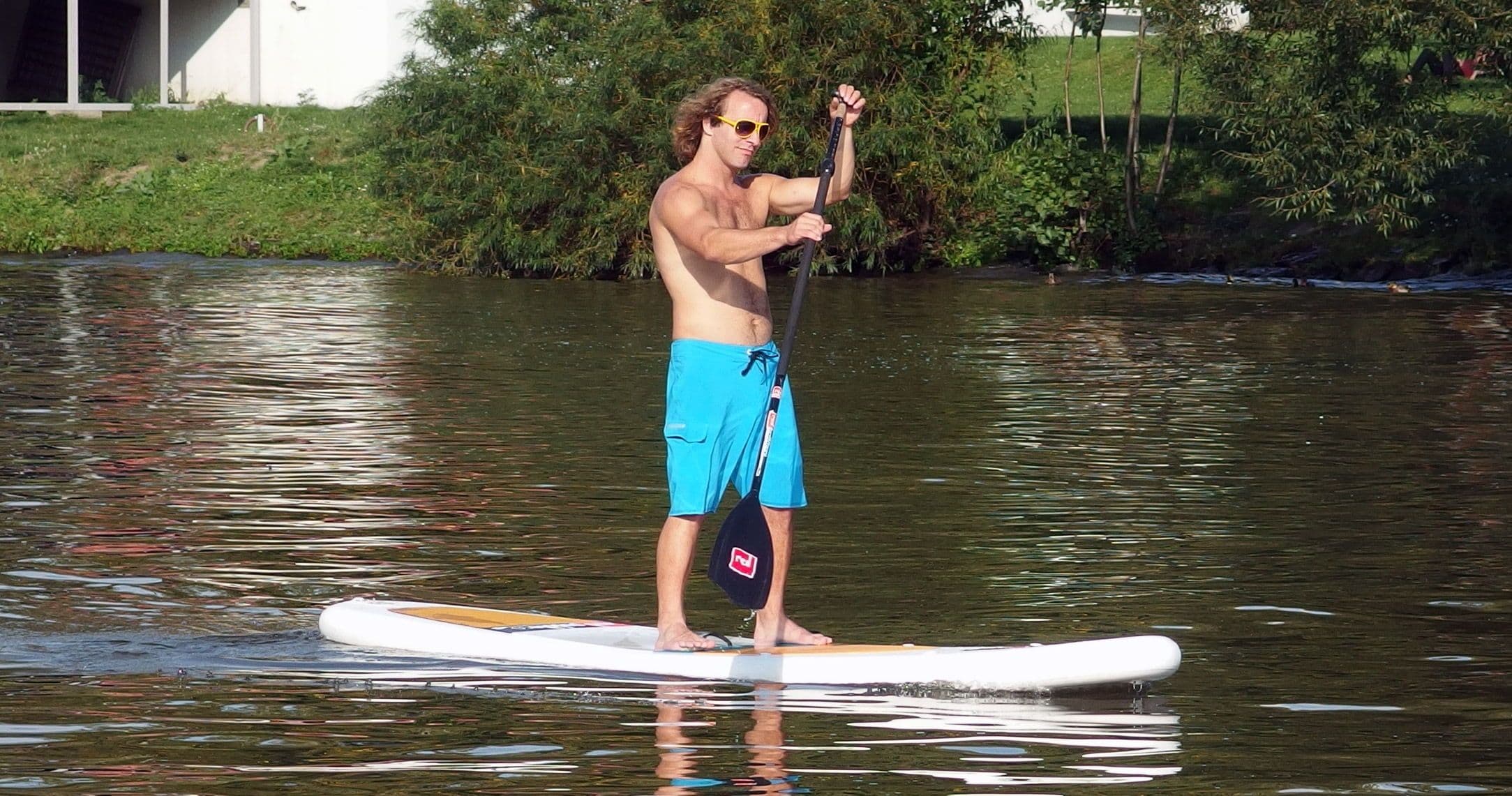 PADDLE BOARD