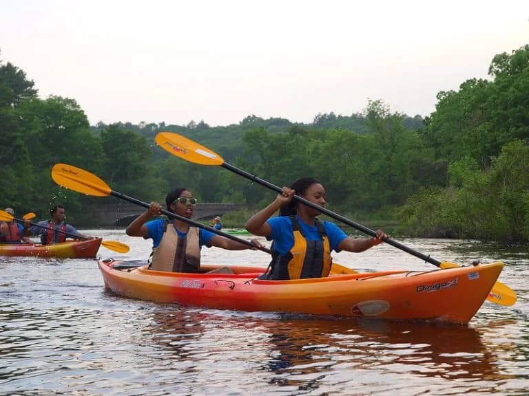 beginner kayaking